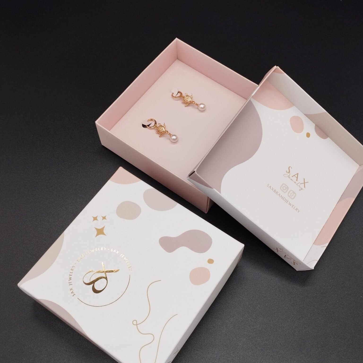 caja en cartón personalizada para joyeria